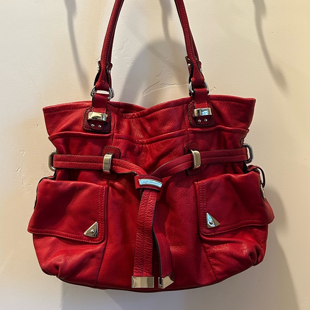 B. Makowsky Chic Red Leather Shoulder Bag